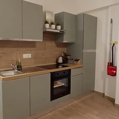 Sirente Velino Apartment *